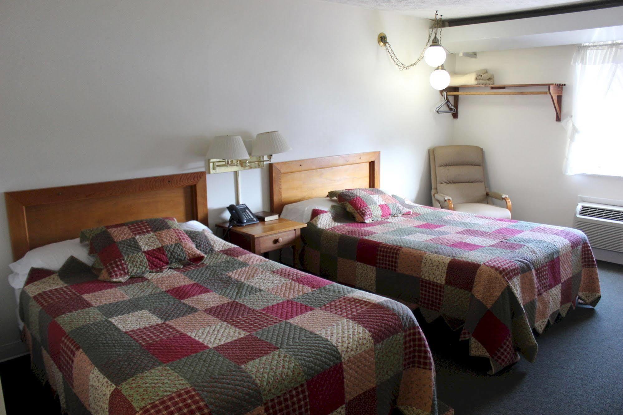 Casselman Inn Grantsville Buitenkant foto
