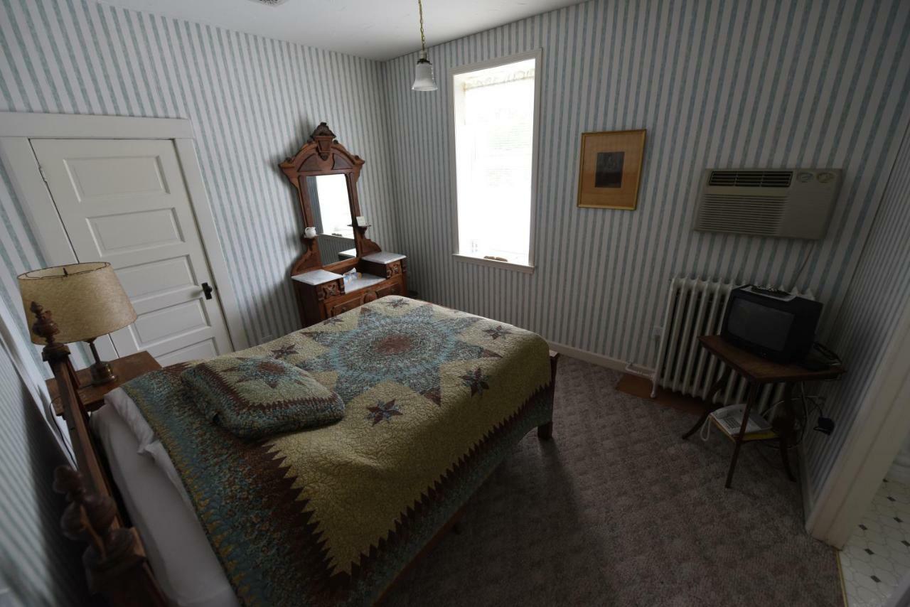 Casselman Inn Grantsville Buitenkant foto